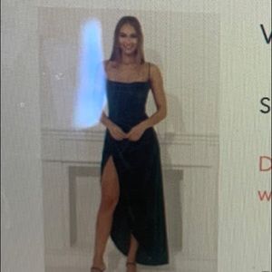 Lucy in the sky velvet luxe maxi dress (dark green)